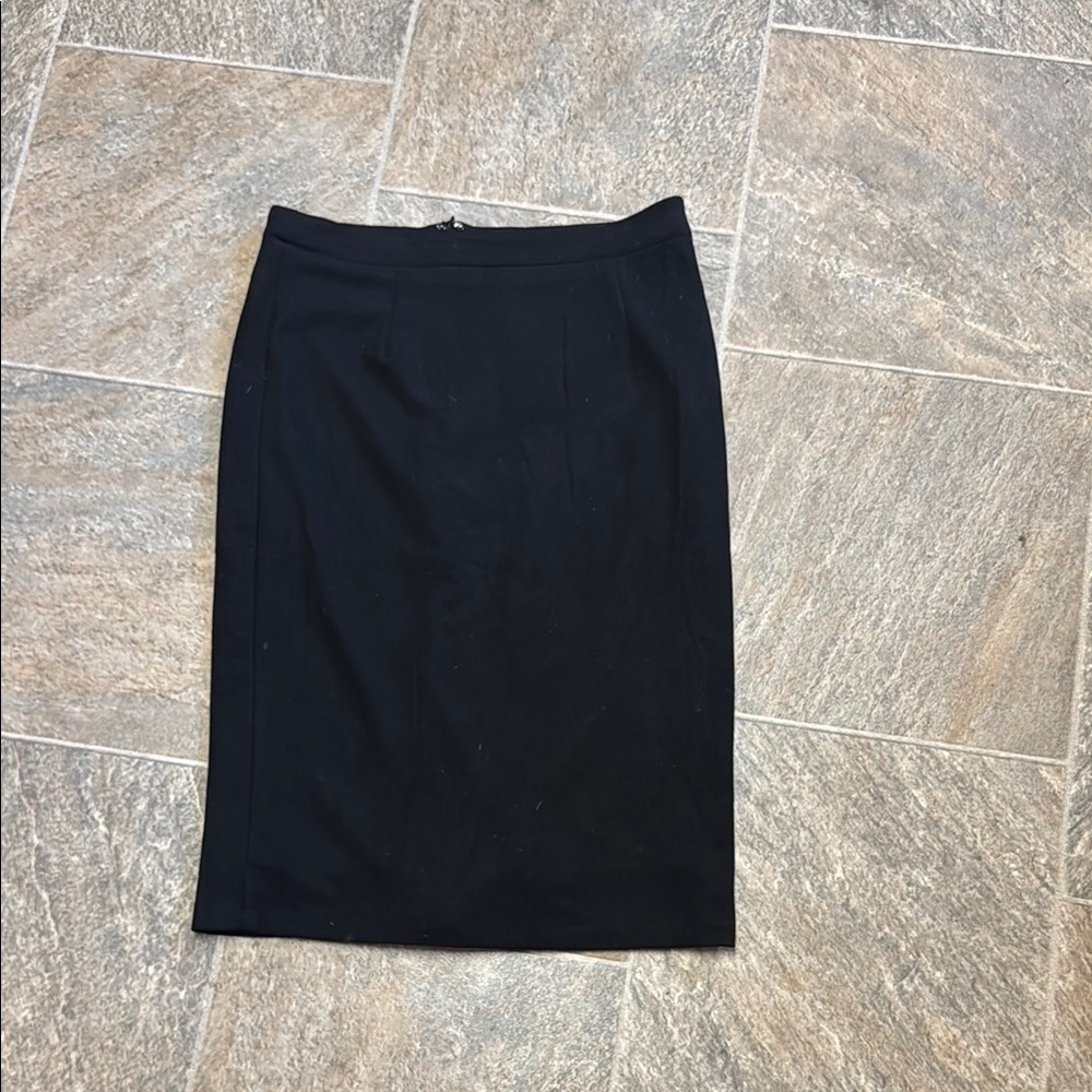 Lulu's Elegant Black Pencil Skirt